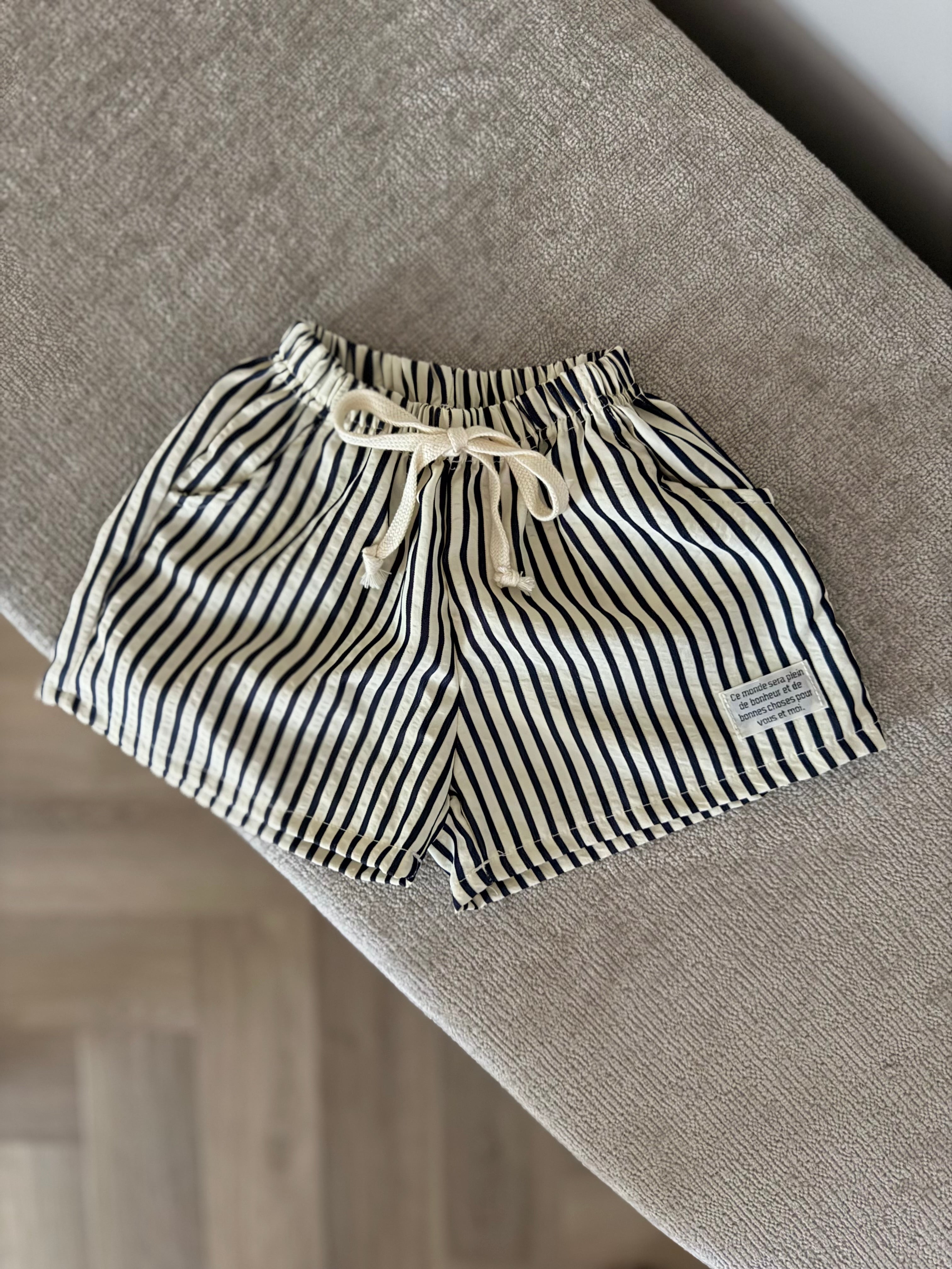 Baggy stripe shorts