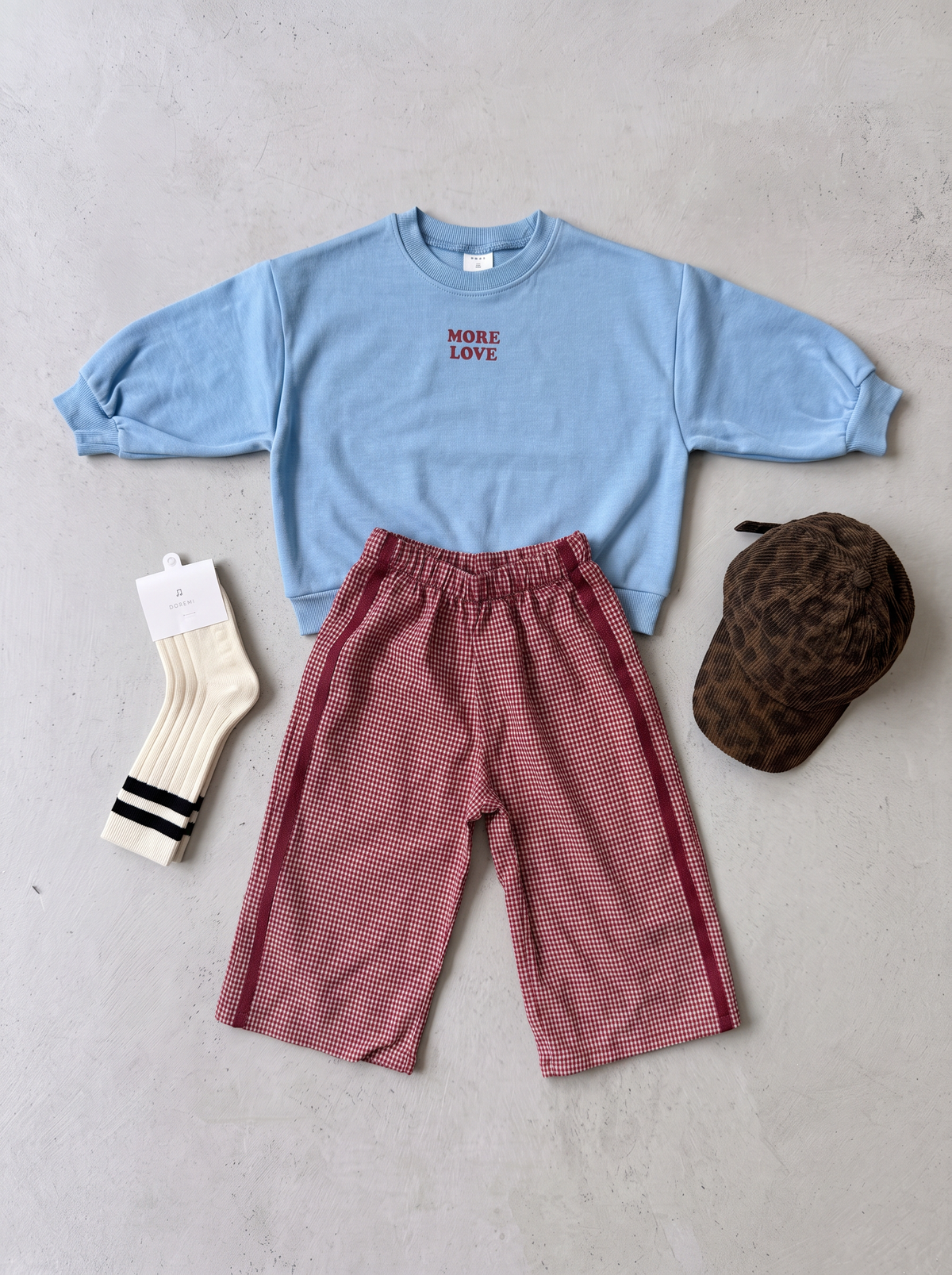 LOVE MORE SWEATER - VINTAGE SKY