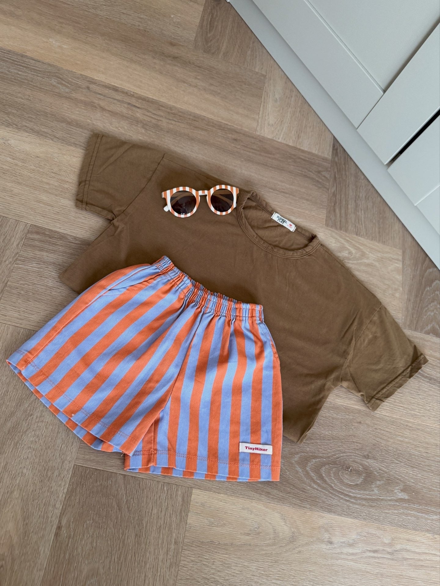 Basic tee brown