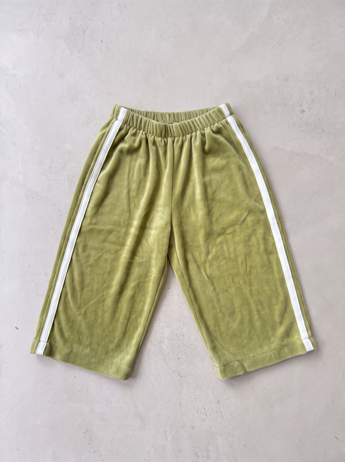 VELVET TRACKPANTS - PISTACHIO