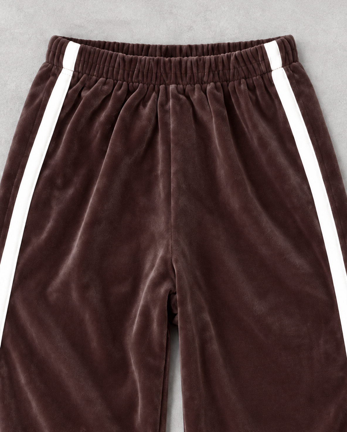 VELVET TRACKPANTS - DARK BROWN